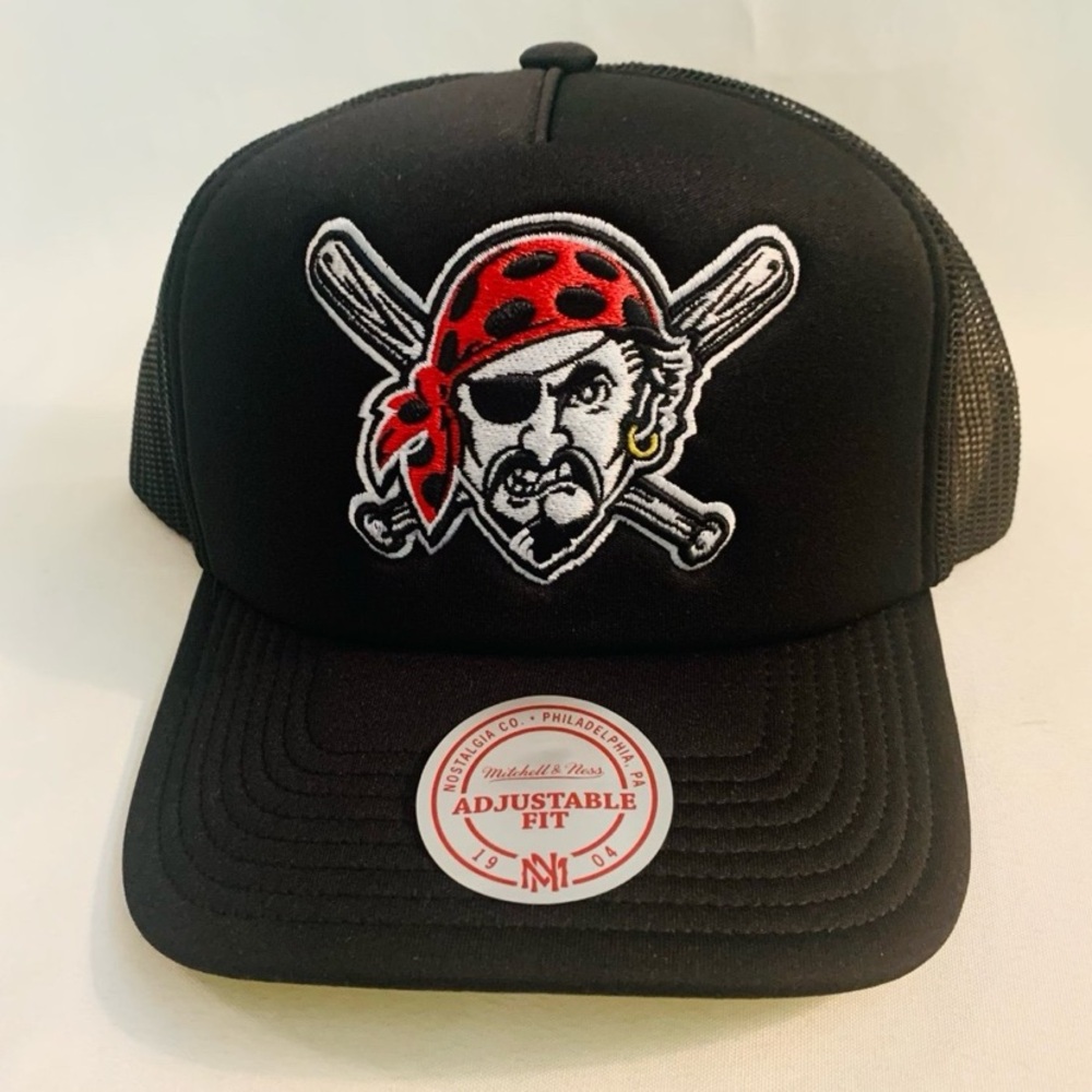 MITCHELL & NESS MLB PITTSBURGH PIRATES SnapBack Trucker Hat